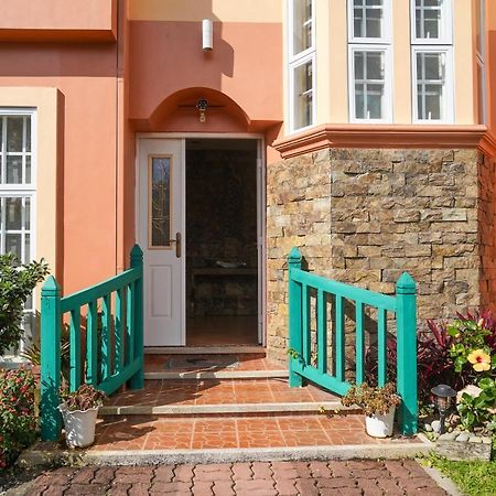 Charming Tagaytay Vacation Home Tagaytay City Ngoại thất bức ảnh