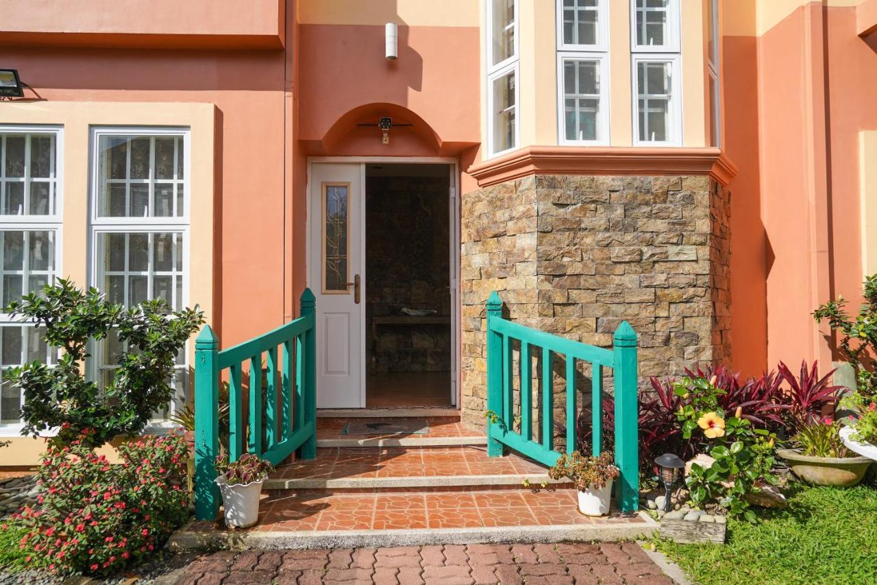 Charming Tagaytay Vacation Home Tagaytay City Ngoại thất bức ảnh