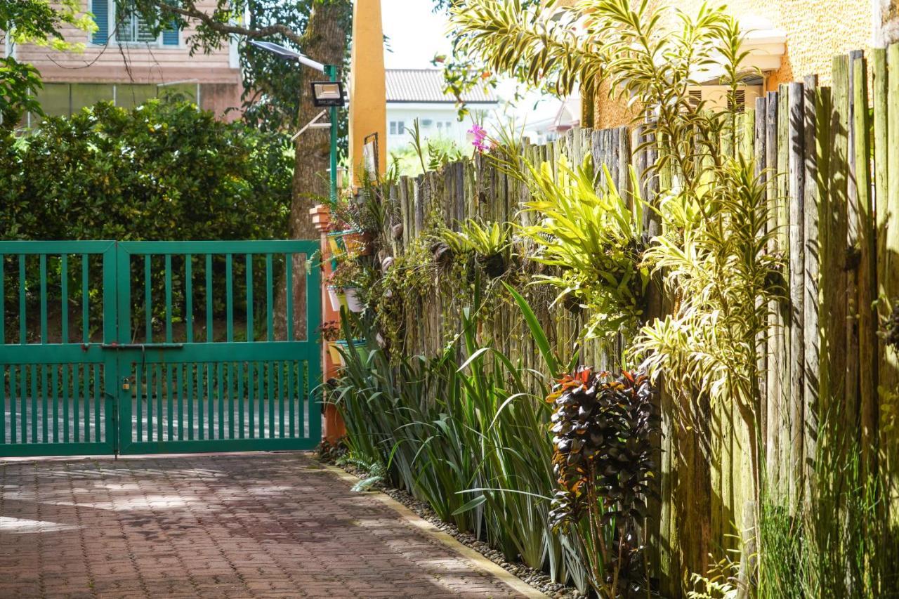 Charming Tagaytay Vacation Home Tagaytay City Ngoại thất bức ảnh
