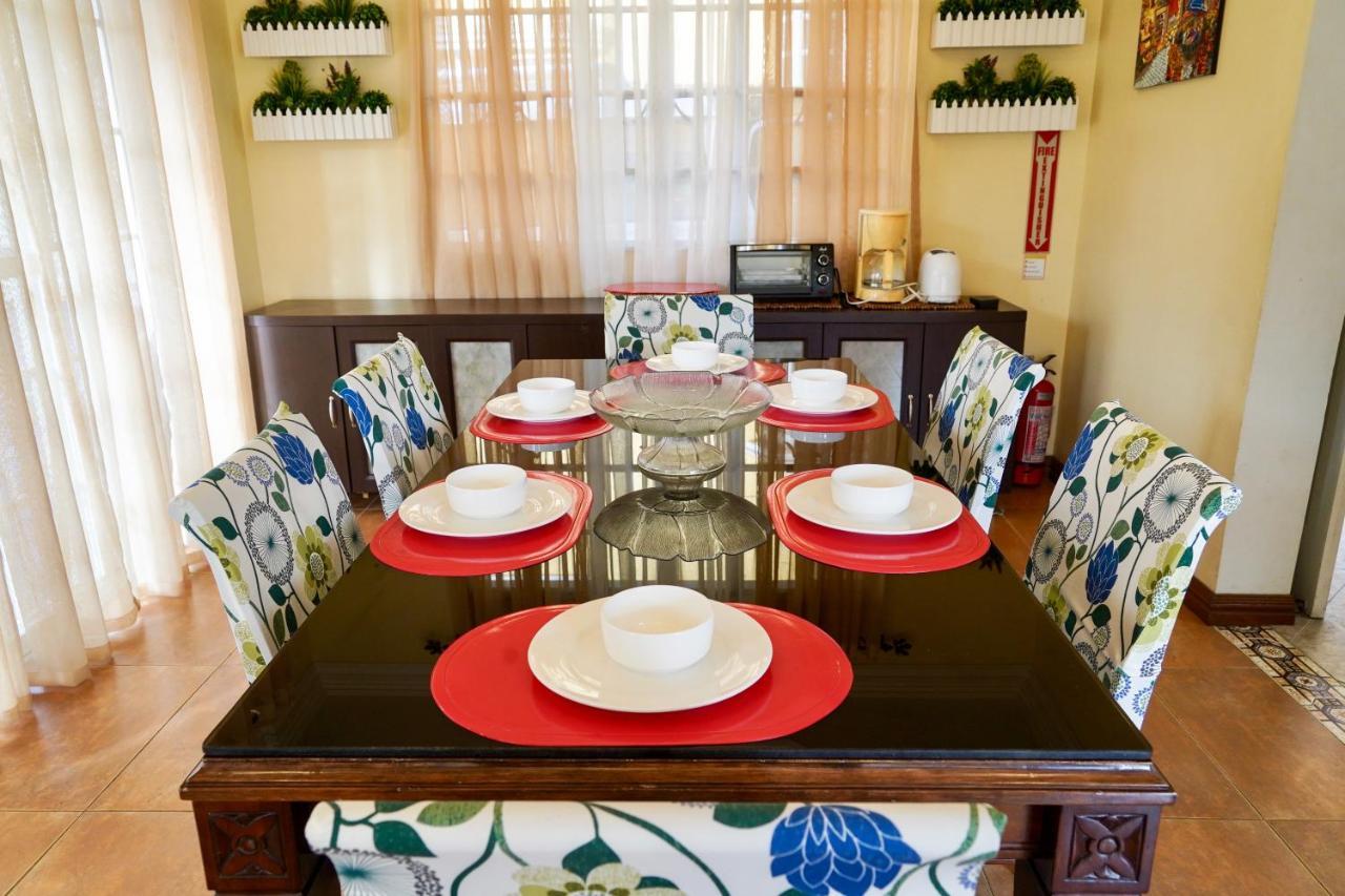 Charming Tagaytay Vacation Home Tagaytay City Ngoại thất bức ảnh