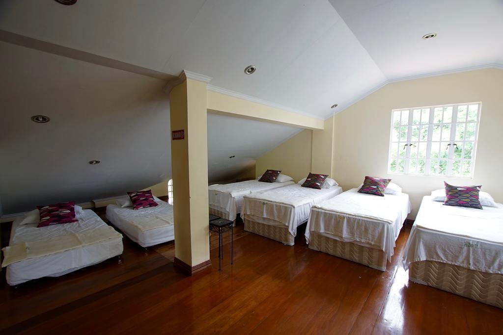 Charming Tagaytay Vacation Home Tagaytay City Ngoại thất bức ảnh