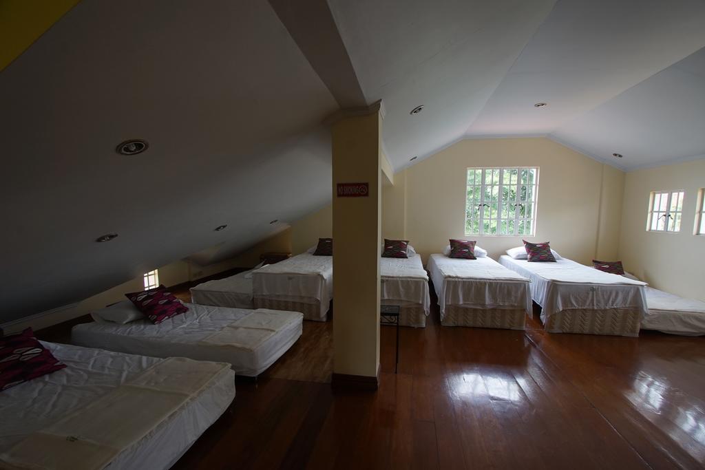 Charming Tagaytay Vacation Home Tagaytay City Ngoại thất bức ảnh
